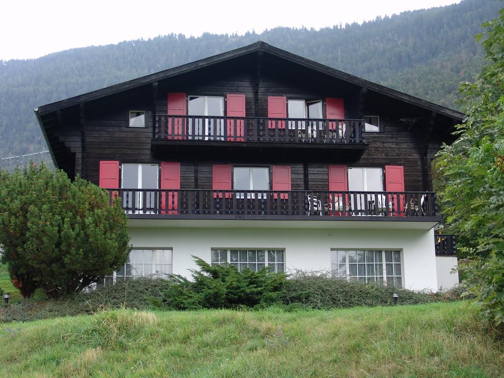 Chalet Esher Surrey Ried-Brig エクステリア 写真