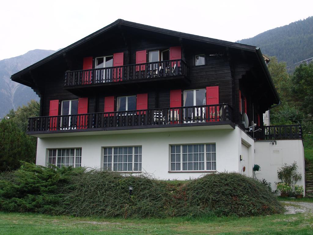 Chalet Esher Surrey Ried-Brig エクステリア 写真