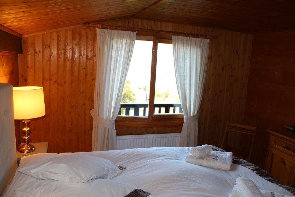 Chalet Esher Surrey Ried-Brig エクステリア 写真